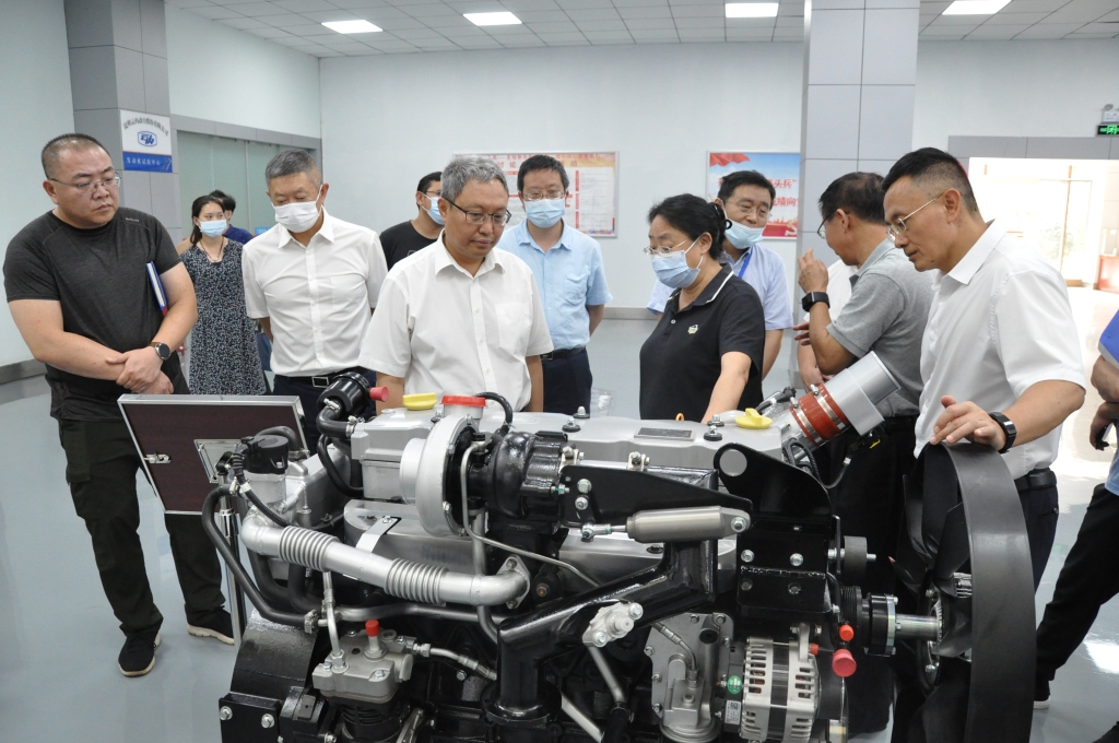 昆明市高端装备及汽车制造产业链主要领导到云内动力开展调研